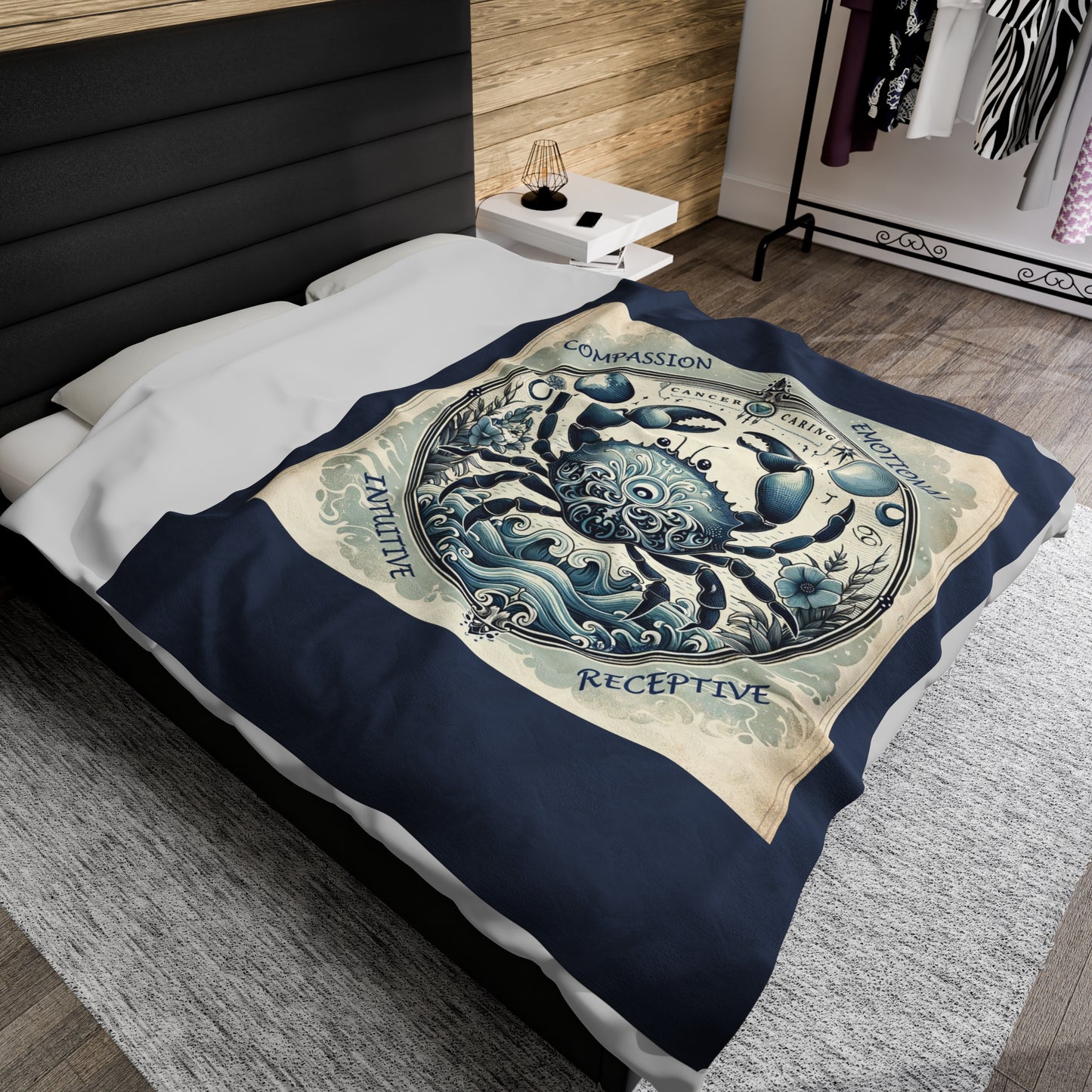 Couverture en peluche en velours bleu vintage avec signe astrologique du Cancer