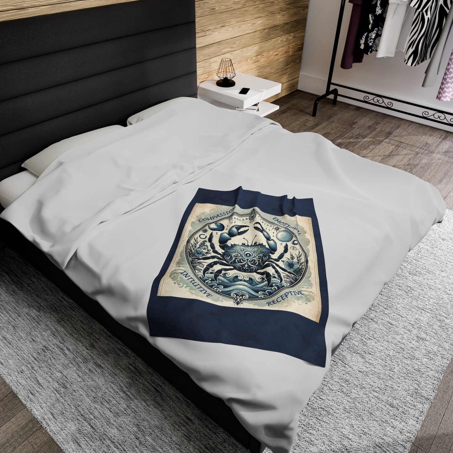 Couverture en peluche en velours bleu vintage avec signe astrologique du Cancer